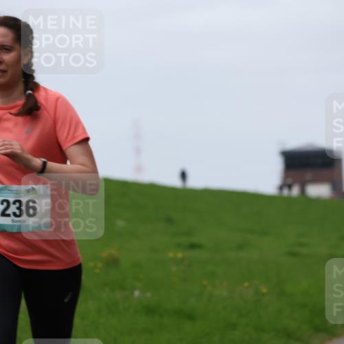 04.05.2025 - 8. Wedeler Halbmarathon Yannick Fuchs http://msf.ph/oto/7831229 04.05.2025 11:20:02 Laufen 236 meine-sportfotos.de