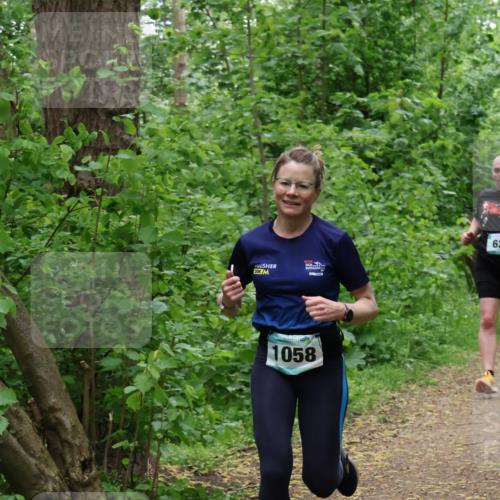 04.05.2025 - 8. Wedeler Halbmarathon Lena Gebhardt http://msf.ph/oto/7831262 04.05.2025 11:17:30 Laufen 20, 1058, 62 meine-sportfotos.de