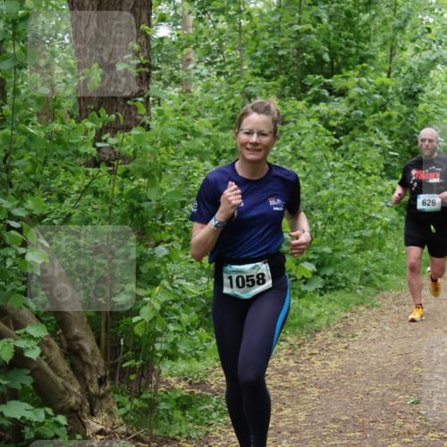 04.05.2025 - 8. Wedeler Halbmarathon Lena Gebhardt http://msf.ph/oto/7831270 04.05.2025 11:17:30 Laufen 1058, 626 meine-sportfotos.de