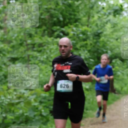 04.05.2025 - 8. Wedeler Halbmarathon Lena Gebhardt http://msf.ph/oto/7831288 04.05.2025 11:17:31 Laufen 626 meine-sportfotos.de