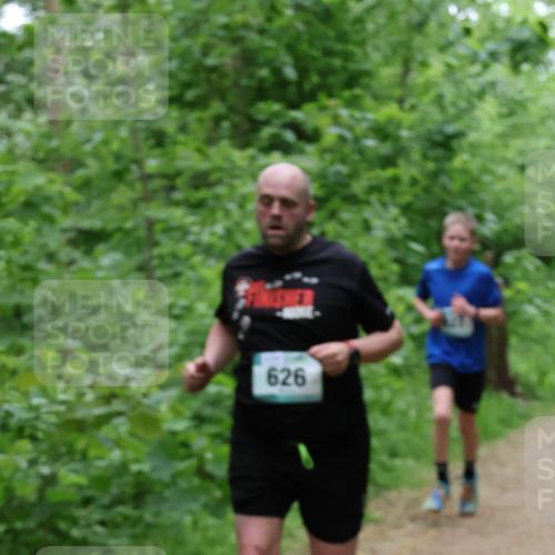 04.05.2025 - 8. Wedeler Halbmarathon Lena Gebhardt http://msf.ph/oto/7831291 04.05.2025 11:17:31 Laufen 626 meine-sportfotos.de