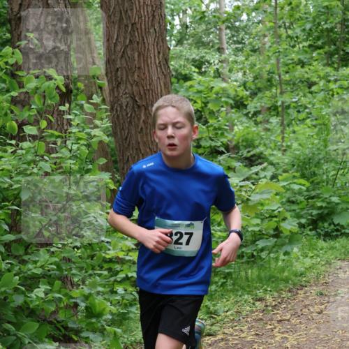 04.05.2025 - 8. Wedeler Halbmarathon Lena Gebhardt http://msf.ph/oto/7831311 04.05.2025 11:17:33 Laufen 27 meine-sportfotos.de