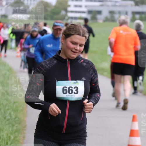 04.05.2025 - 8. Wedeler Halbmarathon Yannick Fuchs http://msf.ph/oto/7831345 04.05.2025 11:20:08 Laufen 56, 663 meine-sportfotos.de