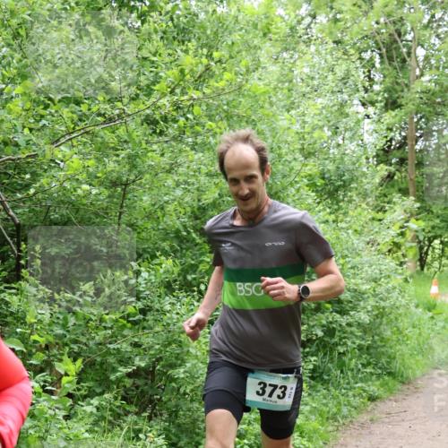 04.05.2025 - 8. Wedeler Halbmarathon Lena Gebhardt http://msf.ph/oto/7831353 04.05.2025 11:17:47 Laufen 373 meine-sportfotos.de