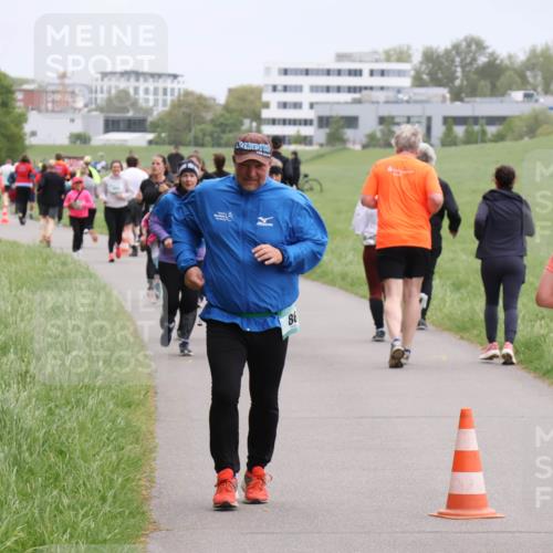 04.05.2025 - 8. Wedeler Halbmarathon Yannick Fuchs http://msf.ph/oto/7831356 04.05.2025 11:20:10 Laufen  meine-sportfotos.de