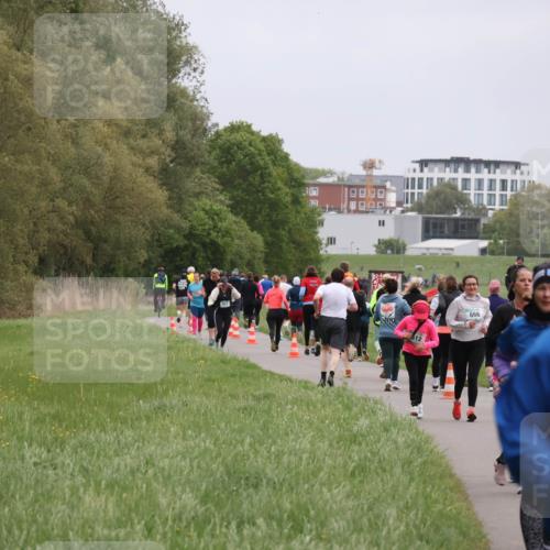 04.05.2025 - 8. Wedeler Halbmarathon Yannick Fuchs http://msf.ph/oto/7831393 04.05.2025 11:20:13 Laufen 1, 612, 666 meine-sportfotos.de