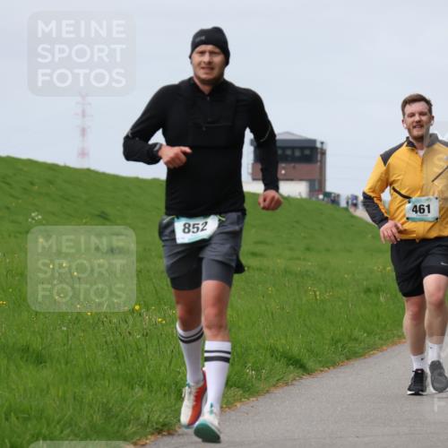 04.05.2025 - 8. Wedeler Halbmarathon Yannick Fuchs http://msf.ph/oto/7831397 04.05.2025 11:40:26 Laufen 461, 852 meine-sportfotos.de