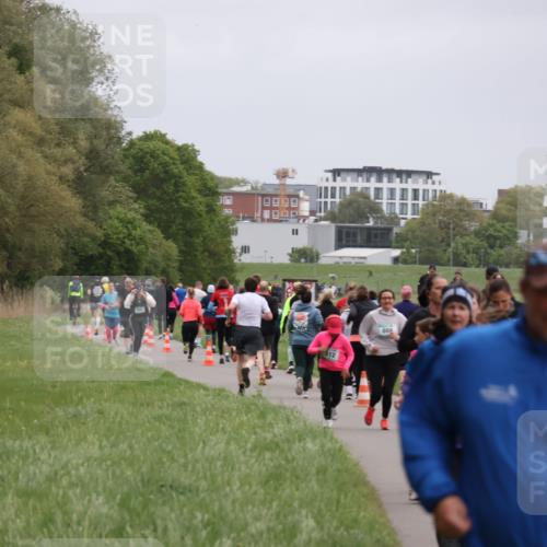 04.05.2025 - 8. Wedeler Halbmarathon Yannick Fuchs http://msf.ph/oto/7831398 04.05.2025 11:20:13 Laufen  meine-sportfotos.de