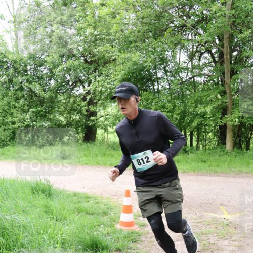 04.05.2025 - 8. Wedeler Halbmarathon Lena Gebhardt http://msf.ph/oto/7831427 04.05.2025 11:18:00 Laufen 812 meine-sportfotos.de