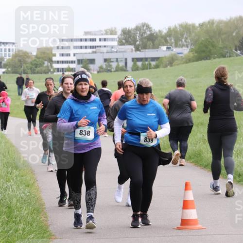 04.05.2025 - 8. Wedeler Halbmarathon Yannick Fuchs http://msf.ph/oto/7831429 04.05.2025 11:20:17 Laufen 666, 838, 839 meine-sportfotos.de
