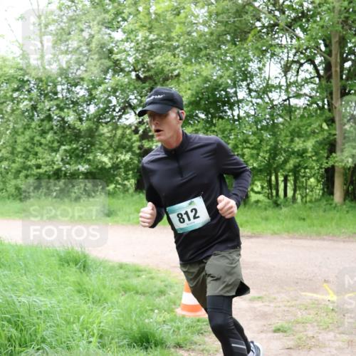 04.05.2025 - 8. Wedeler Halbmarathon Lena Gebhardt http://msf.ph/oto/7831433 04.05.2025 11:18:00 Laufen 812 meine-sportfotos.de