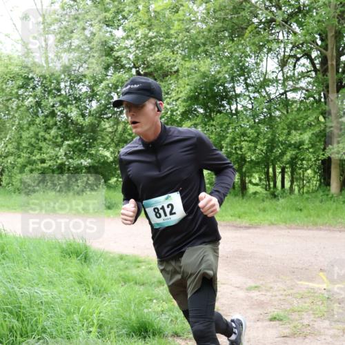 04.05.2025 - 8. Wedeler Halbmarathon Lena Gebhardt http://msf.ph/oto/7831436 04.05.2025 11:18:00 Laufen 812 meine-sportfotos.de