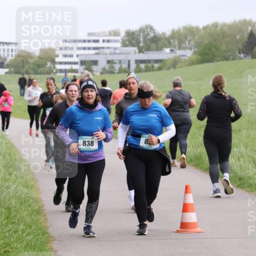 04.05.2025 - 8. Wedeler Halbmarathon Yannick Fuchs http://msf.ph/oto/7831438 04.05.2025 11:20:17 Laufen 838, 8 meine-sportfotos.de