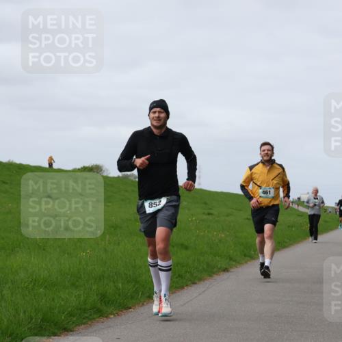04.05.2025 - 8. Wedeler Halbmarathon Yannick Fuchs http://msf.ph/oto/7831446 04.05.2025 11:40:28 Laufen 852, 461 meine-sportfotos.de