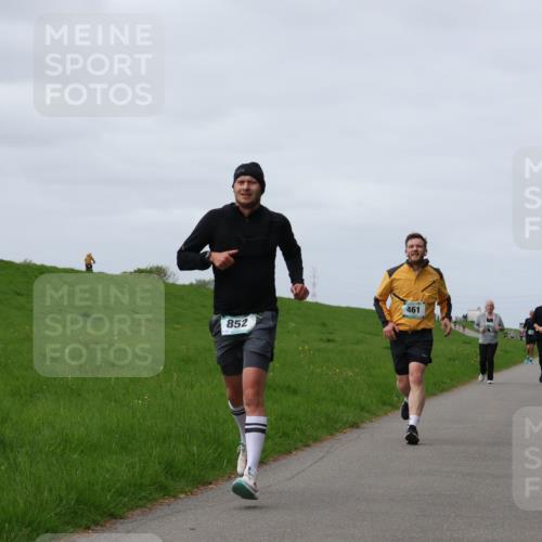 04.05.2025 - 8. Wedeler Halbmarathon Yannick Fuchs http://msf.ph/oto/7831449 04.05.2025 11:40:28 Laufen 852, 461 meine-sportfotos.de