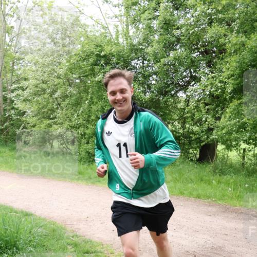 04.05.2025 - 8. Wedeler Halbmarathon Lena Gebhardt http://msf.ph/oto/7831456 04.05.2025 11:18:03 Laufen 9, 11 meine-sportfotos.de