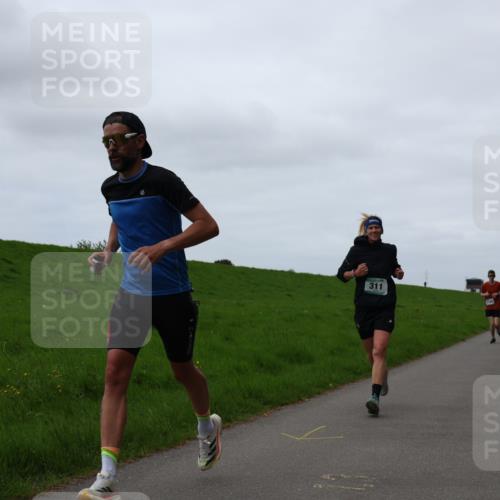 04.05.2025 - 8. Wedeler Halbmarathon Yannick Fuchs http://msf.ph/oto/7831522 04.05.2025 11:20:24 Laufen 311 meine-sportfotos.de