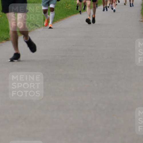 04.05.2025 - 8. Wedeler Halbmarathon Yannick Fuchs http://msf.ph/oto/7831546 04.05.2025 11:20:26 Laufen  meine-sportfotos.de