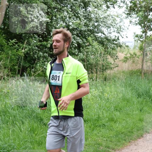 04.05.2025 - 8. Wedeler Halbmarathon Lena Gebhardt http://msf.ph/oto/7831551 04.05.2025 11:18:12 Laufen 801 meine-sportfotos.de