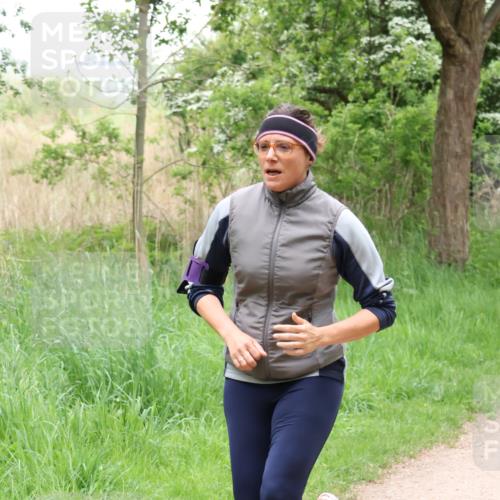 04.05.2025 - 8. Wedeler Halbmarathon Lena Gebhardt http://msf.ph/oto/7831578 04.05.2025 11:18:14 Laufen  meine-sportfotos.de