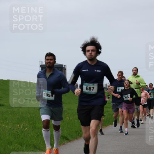 04.05.2025 - 8. Wedeler Halbmarathon Yannick Fuchs http://msf.ph/oto/7831604 04.05.2025 11:20:31 Laufen 1059, 687, 1122, 155, 846 meine-sportfotos.de