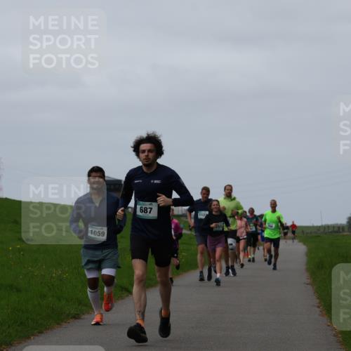 04.05.2025 - 8. Wedeler Halbmarathon Yannick Fuchs http://msf.ph/oto/7831615 04.05.2025 11:20:31 Laufen 1059, 687, 1122 meine-sportfotos.de