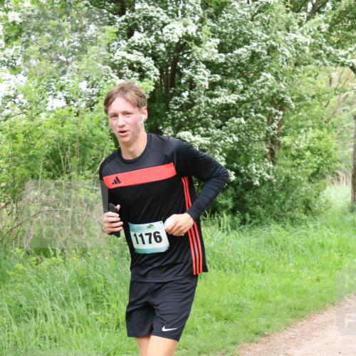 04.05.2025 - 8. Wedeler Halbmarathon Lena Gebhardt http://msf.ph/oto/7831643 04.05.2025 11:18:26 Laufen 1176 meine-sportfotos.de