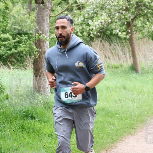 04.05.2025 - 8. Wedeler Halbmarathon Lena Gebhardt http://msf.ph/oto/7831664 04.05.2025 11:18:30 Laufen 645 meine-sportfotos.de