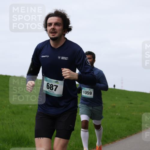 04.05.2025 - 8. Wedeler Halbmarathon Yannick Fuchs http://msf.ph/oto/7831709 04.05.2025 11:20:35 Laufen 687, 1059 meine-sportfotos.de