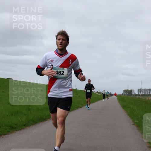 04.05.2025 - 8. Wedeler Halbmarathon Yannick Fuchs http://msf.ph/oto/7831780 04.05.2025 11:40:46 Laufen 462 meine-sportfotos.de
