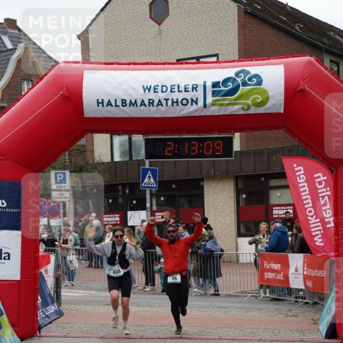 04.05.2025 - 8. Wedeler Halbmarathon Felixshl http://msf.ph/oto/7831825 04.05.2025 12:13:07 Ziel 24, 435 meine-sportfotos.de