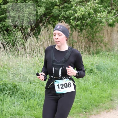 04.05.2025 - 8. Wedeler Halbmarathon Lena Gebhardt http://msf.ph/oto/7831826 04.05.2025 11:18:47 Laufen 1208, 152 meine-sportfotos.de