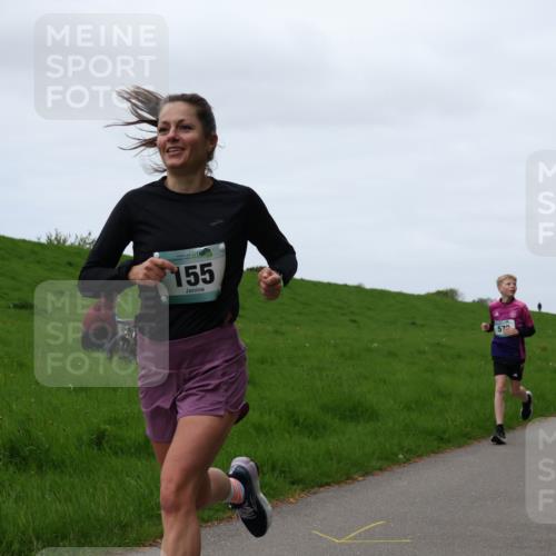 04.05.2025 - 8. Wedeler Halbmarathon Yannick Fuchs http://msf.ph/oto/7831835 04.05.2025 11:20:40 Laufen 155, 57, 1122 meine-sportfotos.de