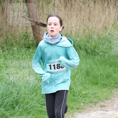 04.05.2025 - 8. Wedeler Halbmarathon Lena Gebhardt http://msf.ph/oto/7831851 04.05.2025 11:18:50 Laufen 1180 meine-sportfotos.de