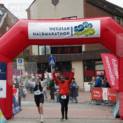 04.05.2025 - 8. Wedeler Halbmarathon Felixshl http://msf.ph/oto/7831857 04.05.2025 12:13:08 Ziel 24, 272, 435 meine-sportfotos.de
