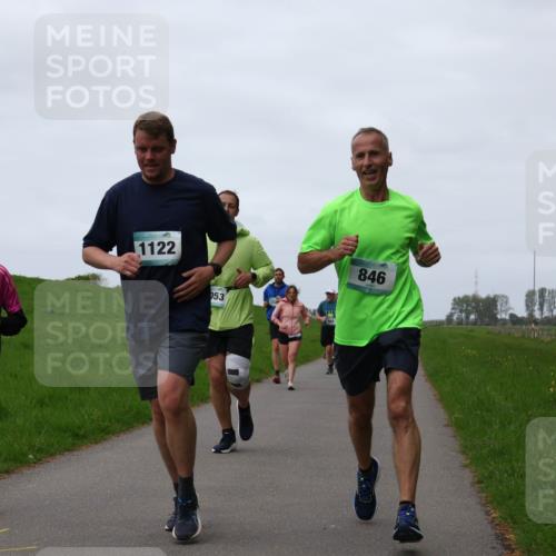 04.05.2025 - 8. Wedeler Halbmarathon Yannick Fuchs http://msf.ph/oto/7831873 04.05.2025 11:20:42 Laufen 579, 1122, 053, 846 meine-sportfotos.de