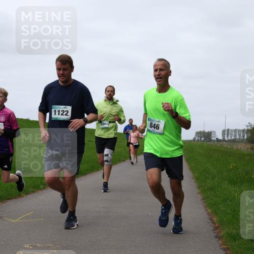 04.05.2025 - 8. Wedeler Halbmarathon Yannick Fuchs http://msf.ph/oto/7831888 04.05.2025 11:20:42 Laufen 1122, 1053, 846 meine-sportfotos.de
