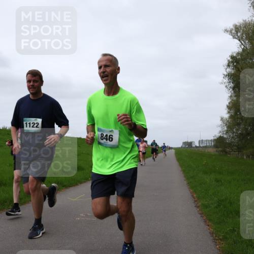 04.05.2025 - 8. Wedeler Halbmarathon Yannick Fuchs http://msf.ph/oto/7831901 04.05.2025 11:20:43 Laufen 1122, 846 meine-sportfotos.de