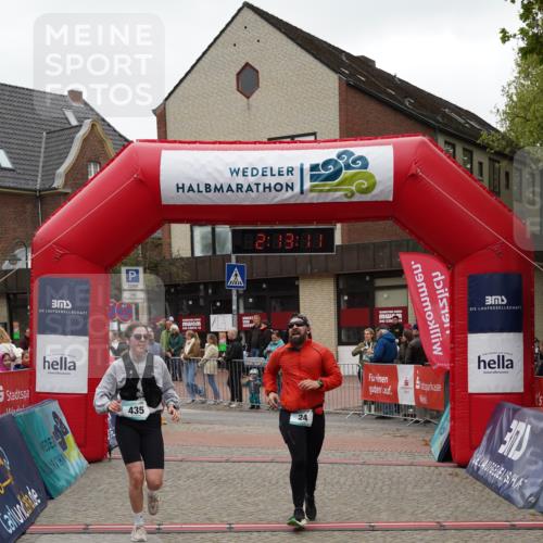 04.05.2025 - 8. Wedeler Halbmarathon Felixshl http://msf.ph/oto/7831910 04.05.2025 12:13:09 Ziel 24, 272, 435 meine-sportfotos.de
