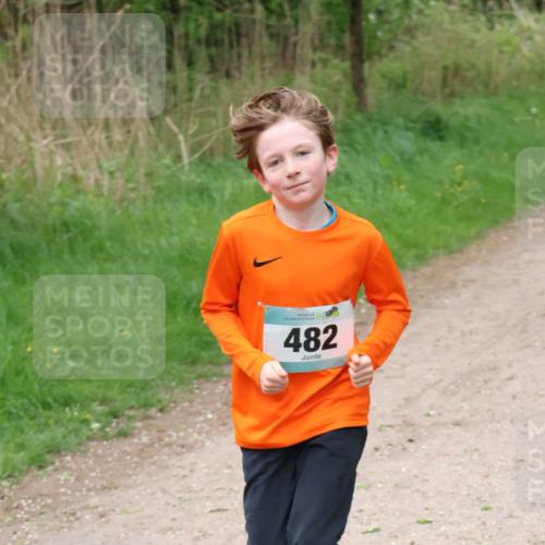 04.05.2025 - 8. Wedeler Halbmarathon Lena Gebhardt http://msf.ph/oto/7831946 04.05.2025 11:19:01 Laufen 482 meine-sportfotos.de