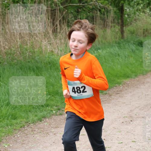 04.05.2025 - 8. Wedeler Halbmarathon Lena Gebhardt http://msf.ph/oto/7831955 04.05.2025 11:19:01 Laufen 482 meine-sportfotos.de