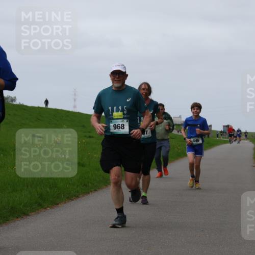 04.05.2025 - 8. Wedeler Halbmarathon Yannick Fuchs http://msf.ph/oto/7831983 04.05.2025 11:20:47 Laufen 1024, 2025, 968, 446 meine-sportfotos.de