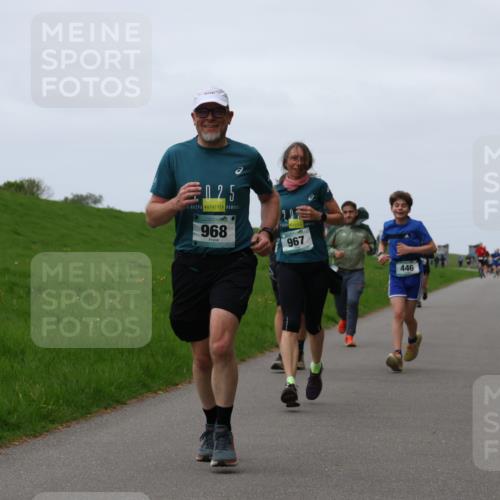 04.05.2025 - 8. Wedeler Halbmarathon Yannick Fuchs http://msf.ph/oto/7832010 04.05.2025 11:20:47 Laufen 025, 968, 967, 446 meine-sportfotos.de
