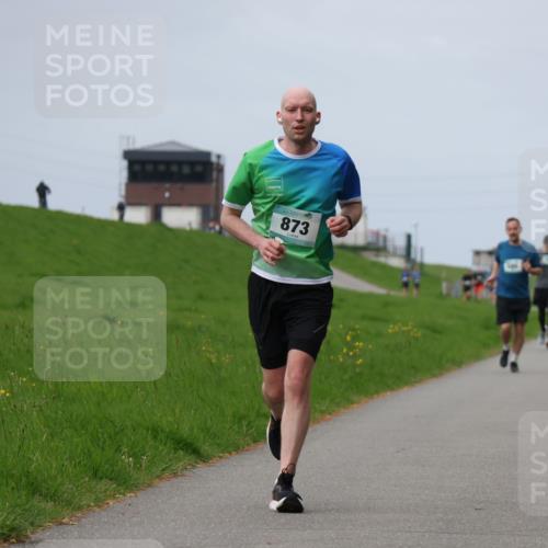 04.05.2025 - 8. Wedeler Halbmarathon Yannick Fuchs http://msf.ph/oto/7832015 04.05.2025 11:40:59 Laufen 873 meine-sportfotos.de