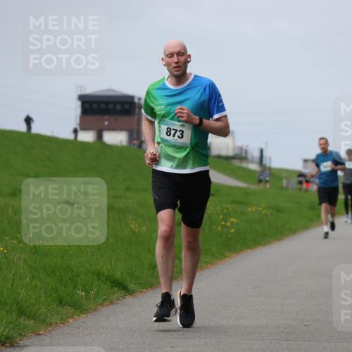 04.05.2025 - 8. Wedeler Halbmarathon Yannick Fuchs http://msf.ph/oto/7832030 04.05.2025 11:40:59 Laufen 873 meine-sportfotos.de