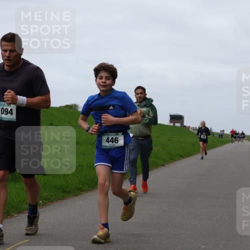 04.05.2025 - 8. Wedeler Halbmarathon Yannick Fuchs http://msf.ph/oto/7832140 04.05.2025 11:20:52 Laufen 1094, 446 meine-sportfotos.de