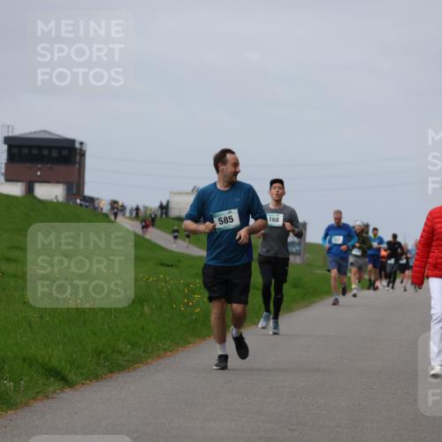 04.05.2025 - 8. Wedeler Halbmarathon Yannick Fuchs http://msf.ph/oto/7832166 04.05.2025 11:41:07 Laufen 585, 168 meine-sportfotos.de