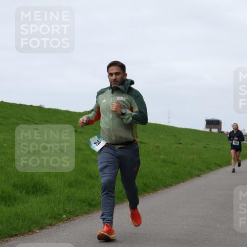 04.05.2025 - 8. Wedeler Halbmarathon Yannick Fuchs http://msf.ph/oto/7832175 04.05.2025 11:20:53 Laufen  meine-sportfotos.de