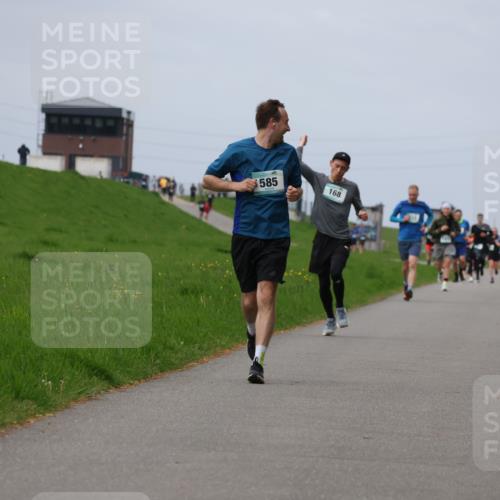 04.05.2025 - 8. Wedeler Halbmarathon Yannick Fuchs http://msf.ph/oto/7832193 04.05.2025 11:41:08 Laufen 585, 168 meine-sportfotos.de