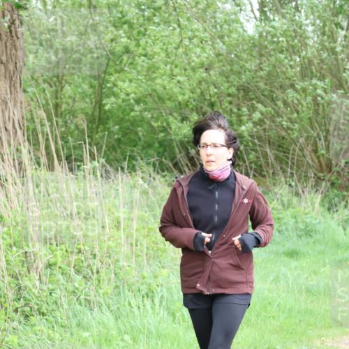 04.05.2025 - 8. Wedeler Halbmarathon Lena Gebhardt http://msf.ph/oto/7832241 04.05.2025 11:19:39 Laufen  meine-sportfotos.de